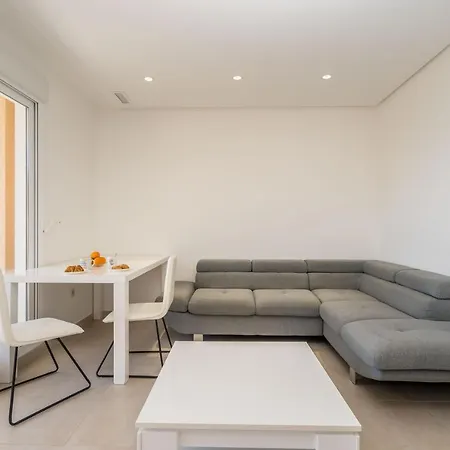 Apartment Lirios *